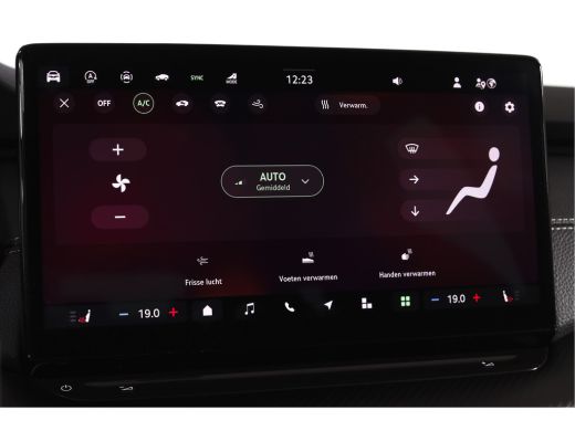 Skoda Octavia Combi 1.5 TSI MHEV 150 PK Sportline Business | S/K-Panodak | Elek. Trekhaak | Matrix Led | Adapt... ActivLease financial lease