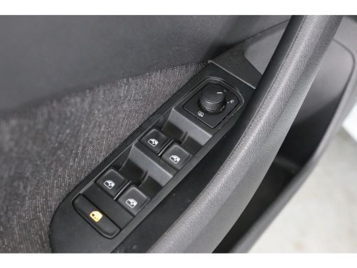 Skoda Scala 1.0 TSI Business Edition Automaat | Stoelverwarming | Navigatie | Parkeersensoren Voor & Achter |... ActivLease financial lease