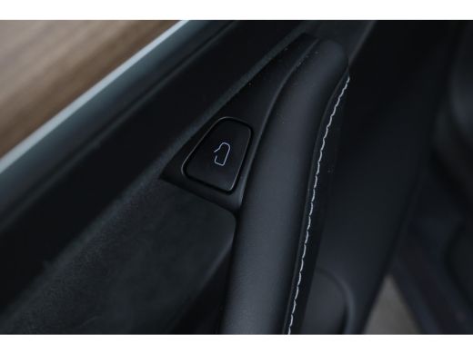 Tesla Model 3 Performance AWD 75 kWh 462pk! Navigatie, CLimate, ActivLease financial lease
