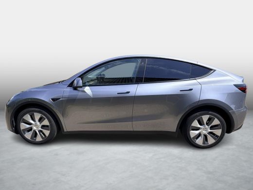 Tesla Model Y Long Range AWD 75 kWh SoH 92,1% / Full Self-Driving Capability (&euro; 7.500) / Originele Trekhaak / P... ActivLease financial lease