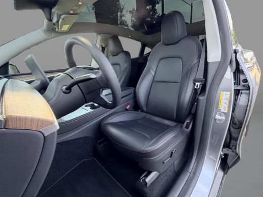 Tesla Model Y Long Range AWD 75 kWh SoH 92,1% / Full Self-Driving Capability (&euro; 7.500) / Originele Trekhaak / P... ActivLease financial lease