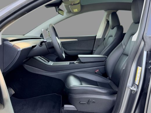 Tesla Model Y Long Range AWD 75 kWh SoH 92,1% / Full Self-Driving Capability (&euro; 7.500) / Originele Trekhaak / P... ActivLease financial lease