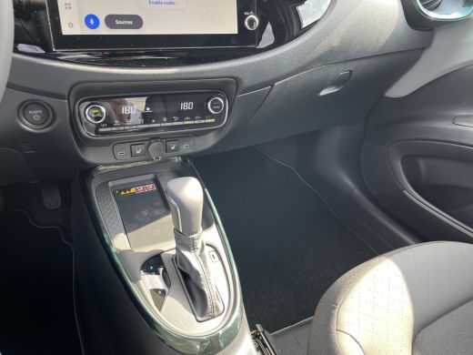 Toyota Aygo Hybrid 115 envy | JBL Pack | &euro; 1.500 extra inruilwaarde | ActivLease financial lease