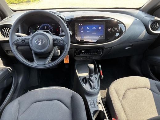 Toyota Aygo Hybrid 115 play | All-in prijs | Apple/Android | Camera | ActivLease financial lease
