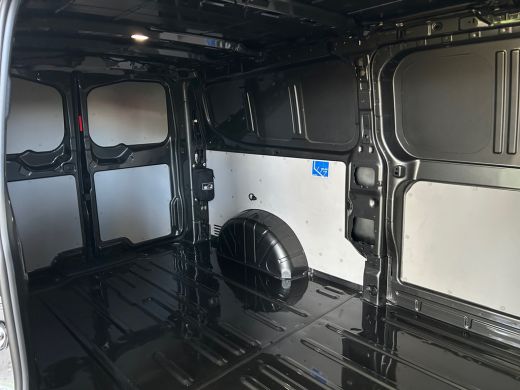 Volkswagen e-Transporter 34 L2 Style 64 kWh 218PK Bijrijdersstoel | Led plus | achteruitrijcamera | trekhaak ActivLease financial lease