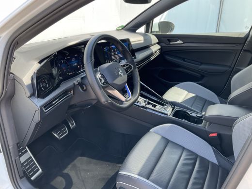 Volkswagen Golf 1.4 259pk eHybrid GTE Pano Leer Stoelverw+Ventilatie Memory Carplay Adap.Cruise BOMVOL! ActivLease financial lease