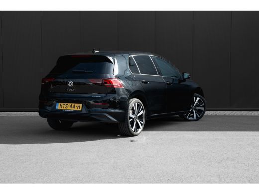 Volkswagen Golf 1.5 eHybrid Life Edition 204PK | Panoramadak | SOH 100% | ActivLease financial lease