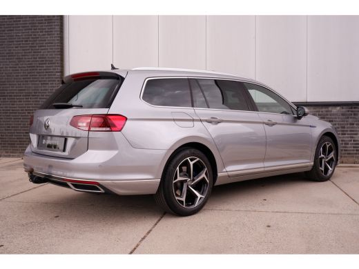 Volkswagen Passat Variant 1.4 TSI PHEV GTE Business | Pano | Elek. Trekhaak | Carplay | LED | Camera | Navi | Alcan... ActivLease financial lease