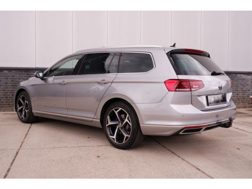 Volkswagen Passat Variant 1.4 TSI PHEV GTE Business | Pano | Elek. Trekhaak | Carplay | LED | Camera | Navi | Alcan... ActivLease financial lease