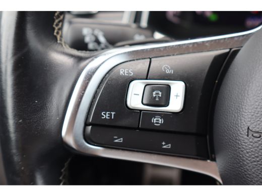 Volkswagen T-Roc 1.5 TSI Sport 149PK AUTOMAAT | Achteruitrijcamera | Airco (automatisch) | Apple Carplay/Android A... ActivLease financial lease