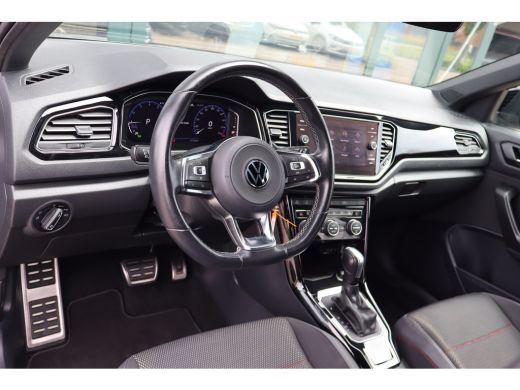 Volkswagen T-Roc 1.5 TSI Sport 149PK AUTOMAAT | Achteruitrijcamera | Airco (automatisch) | Apple Carplay/Android A... ActivLease financial lease