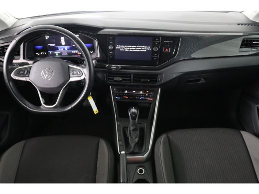 Volkswagen Taigo 1.0 TSI Life Automaat | Camera | Stoelverwarming | Parkeersensoren Voor & Achter | Apple Carplay ... ActivLease financial lease