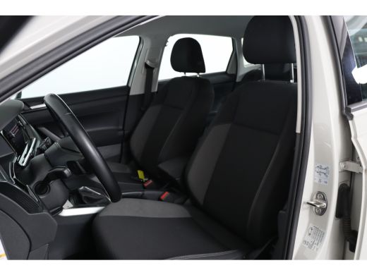 Volkswagen Taigo 1.0 TSI Life Automaat | Camera | Stoelverwarming | Parkeersensoren Voor & Achter | Apple Carplay ... ActivLease financial lease