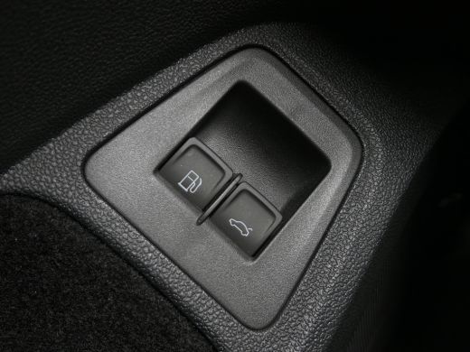 Volkswagen Tiguan 1.4 TSI eHybrid Business+ 245pk | Adap. Cruise Control | Pano | Winterpack | CarPlay | I.Q. Light | ActivLease financial lease