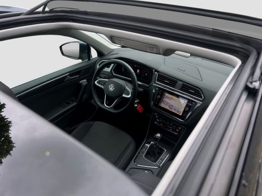 Volkswagen Tiguan 1.4 TSI eHybrid Business+ 245pk | Adap. Cruise Control | Pano | Winterpack | CarPlay | I.Q. Light | ActivLease financial lease