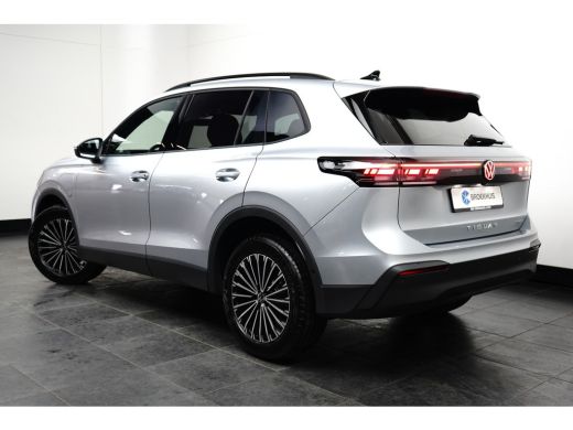 Volkswagen Tiguan 1.5 eHybrid Life Edition 204Pk DSG/AUTO l Elektr. Trekhaak l Martix LED l Elektr. Klep l Stoelver... ActivLease financial lease