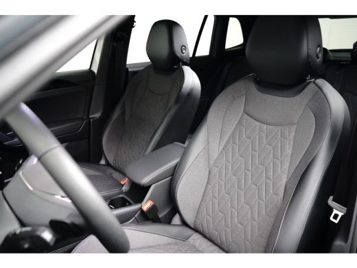 Volkswagen Tiguan 1.5 eHybrid Life Edition 204Pk DSG/AUTO l Elektr. Trekhaak l Martix LED l Elektr. Klep l Stoelver... ActivLease financial lease