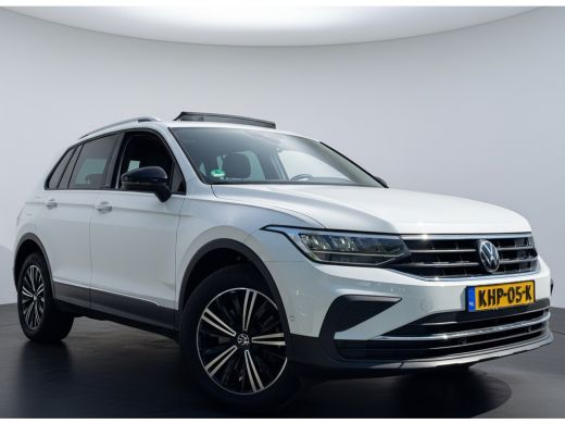 Volkswagen Tiguan e-Hybrid 245PK DSG LIFE VIRTUAL/PANORAMADAK/TREKHAAK/HEAD-UP EL KLEP ActivLease financial lease