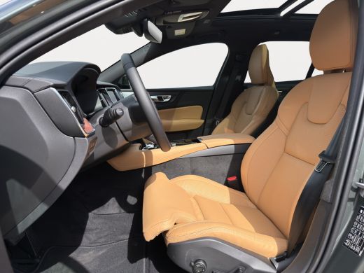 Volvo  V60 2.0 T6 Plug-in hybrid AWD Ultra Dark | Apple Carplay/Android Auto|telefoonintegratie premium | Au... ActivLease financial lease