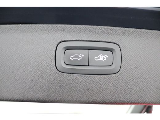 Volvo  XC90 T8 Plug-in hybrid AWD Ultra Dark | Luchtvering | Trekhaak | Harman/Kardon | Stoelventilatie | Mas... ActivLease financial lease