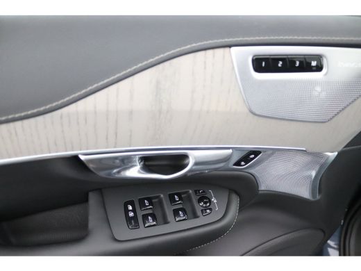 Volvo  XC90 T8 Plug-in hybrid AWD Ultra Dark | Luchtvering | Trekhaak | Harman/Kardon | Stoelventilatie | Mas... ActivLease financial lease