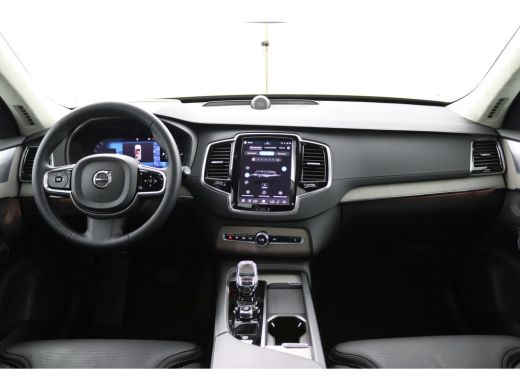 Volvo  XC90 T8 Plug-in hybrid AWD Ultra Dark | Luchtvering | Trekhaak | Harman/Kardon | Stoelventilatie | Mas... ActivLease financial lease