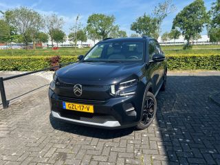 Citroën &euml;-C3 Max 113pk 44 kWh SOH 98% | 11Kw lader | Apple Caprlay/Android Auto | Parkeersenoren | Camera | 17...