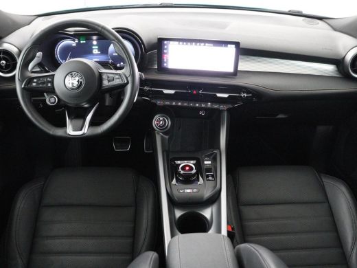 Alfa Romeo Tonale 1.5T Hybrid Veloce | 360 Camera | Stoelventilatie | Adaptive cruise | Stoelverwarming | Carplay |... ActivLease financial lease