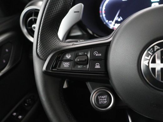 Alfa Romeo Tonale 1.5T Hybrid Veloce | 360 Camera | Stoelventilatie | Adaptive cruise | Stoelverwarming | Carplay |... ActivLease financial lease