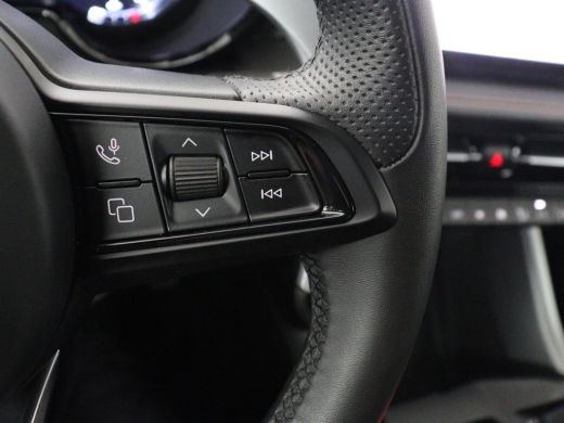 Alfa Romeo Tonale 1.5T Hybrid Veloce | 360 Camera | Stoelventilatie | Adaptive cruise | Stoelverwarming | Carplay |... ActivLease financial lease
