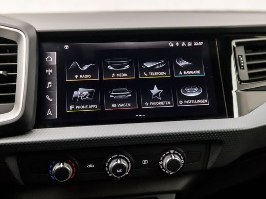 Audi A1 Sportback Sportback 25 TFSI Epic Sport (GROOT NAVI, APPLE CARPLAY, ZWART HEMEL, GETINT GLAS, SPORTSTOELEN, ... ActivLease financial lease