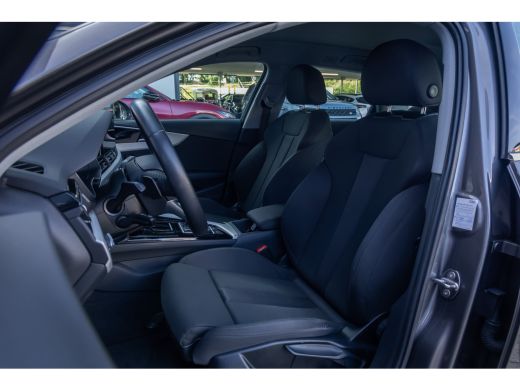 Audi A4 Avant 35 TFSI Advanced Edition | Trekhaak (wegklapbaar) | Cruise adaptief | Navigatie | Clima | E... ActivLease financial lease