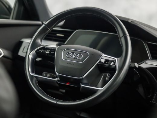 Audi e-tron 50 quattro 71 kWh S-Line Sport 313Pk Automaat (PANORAMADAK, LUCHTVERING, APPLE CARPLAY, GROOT NAV... ActivLease financial lease