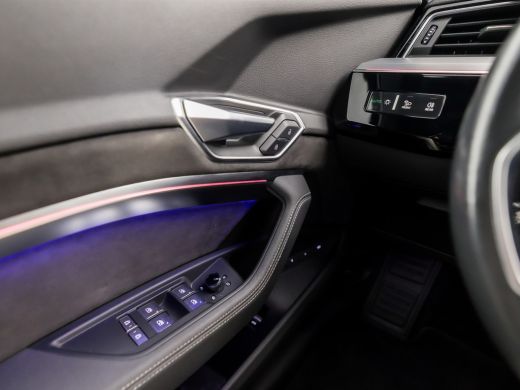 Audi e-tron 50 quattro 71 kWh S-Line Sport 313Pk Automaat (PANORAMADAK, LUCHTVERING, APPLE CARPLAY, GROOT NAV... ActivLease financial lease