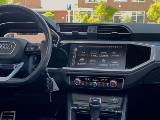 Audi Q3 45 TFSI e AUT6 S-LINE EDITION PANODAK LEDER NAVI DIGI-DASH APPLE-CARPLAY LED LMV PDC ActivLease financial lease