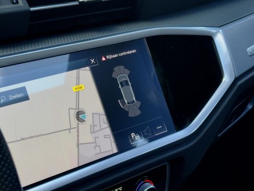 Audi Q3 45 TFSI e AUT6 S-LINE EDITION PANODAK LEDER NAVI DIGI-DASH APPLE-CARPLAY LED LMV PDC ActivLease financial lease