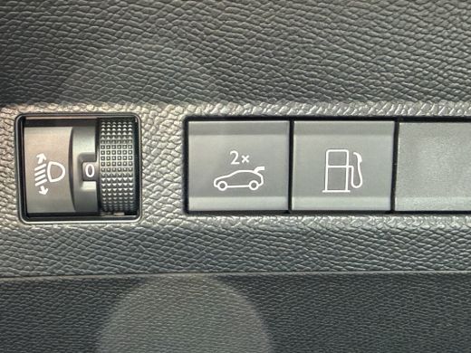 Citroën C5 Aircross 225pk Plug-In Hybrid Plus (Trekhaak - Elektrische Klep - Leder incl verwarming/koeling/massage/ge... ActivLease financial lease
