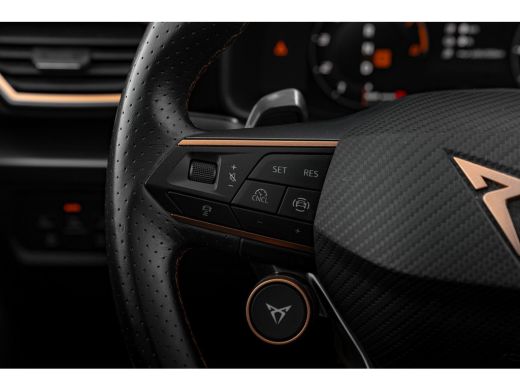 CUPRA Leon Sportstourer 1.5 TSI e-Hybrid 204pk Business | Panoramadak | Sennheiser | Camera | 18" | Alcantara ActivLease financial lease