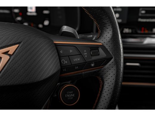 CUPRA Leon Sportstourer 1.5 TSI e-Hybrid 204pk Business | Panoramadak | Sennheiser | Camera | 18" | Alcantara ActivLease financial lease