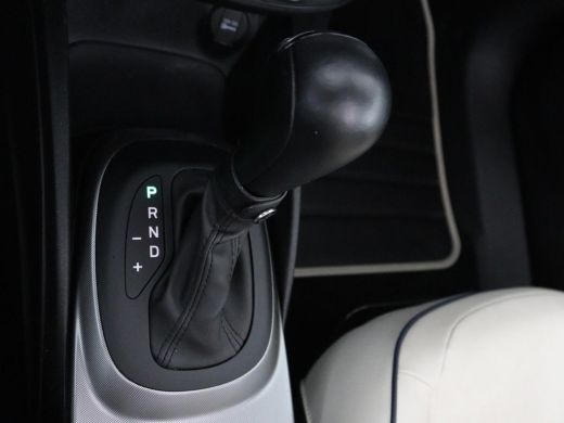 Fiat 500X 1.5 MHEV Yacht Club Capri | Vouwdak | Leder | Adaptive cruise | Camera | Carplay | Navigatie | Cl... ActivLease financial lease