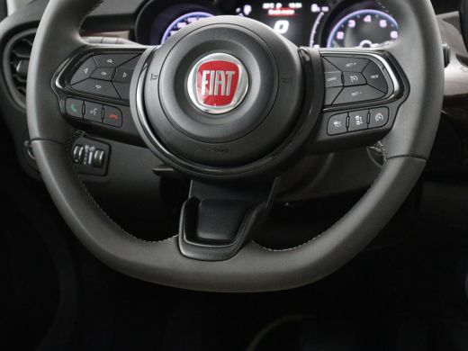 Fiat 500X 1.5 MHEV Yacht Club Capri | Vouwdak | Leder | Adaptive cruise | Camera | Carplay | Navigatie | Cl... ActivLease financial lease