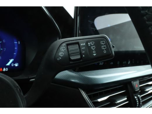 Ford Focus 1.0 EcoBoost Hybrid Titanium Style Automaat, Hoge zit, Apple carplay, climate, ActivLease financial lease