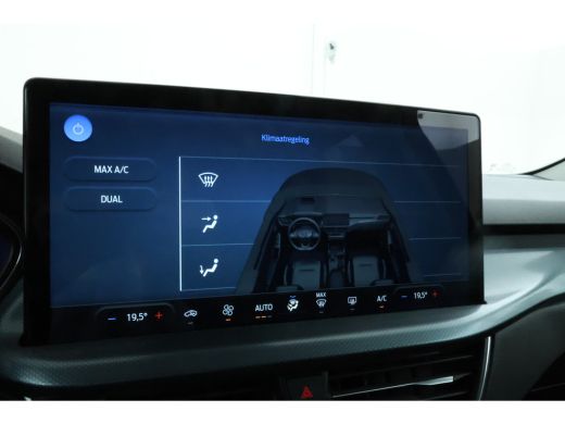 Ford Focus 1.0 EcoBoost Hybrid Titanium Style Automaat, Hoge zit, Apple carplay, climate, ActivLease financial lease