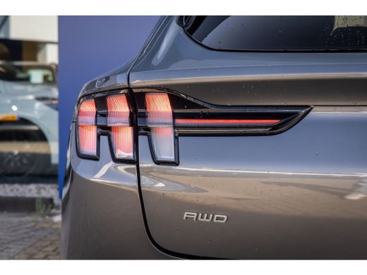 Ford Mustang Mach-E Mach-E GT Extended AWD 98 kWh 487pk | Pano | Trekhaak | B&O audio | Cruise adaptief | 20'' | 360 ... ActivLease financial lease