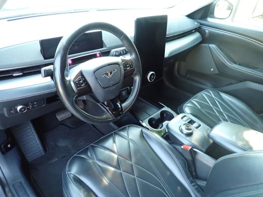 Ford Mustang Mach-E Mach-E RWD 75 kWh / SOH 92% / CARPLAY / 360&deg;CAMERA / STOEL-STUURVERWARMING ActivLease financial lease