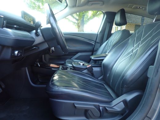 Ford Mustang Mach-E Mach-E RWD 75 kWh / SOH 92% / CARPLAY / 360&deg;CAMERA / STOEL-STUURVERWARMING ActivLease financial lease