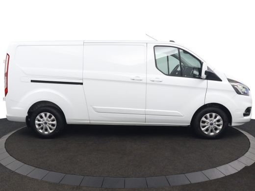 Ford Transit Custom 300 2.0 TDCI L2H1 Limited Automaat | Laadruimte Pakket | Navigatie | Stoelverwarming | Lichtmetal... ActivLease financial lease