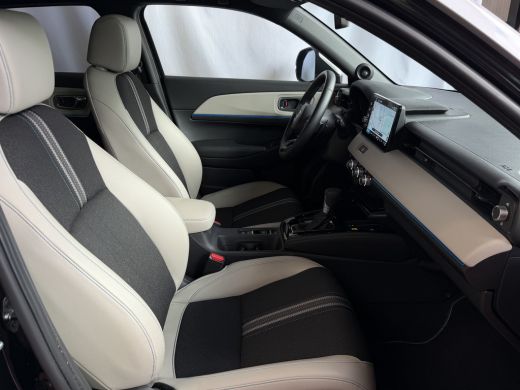 Honda HR-V 1.5 e:HEV ADVANCE STYLE PLUS PANORAMA BI-TONE LED 360.CAMERA ELEK.KLEP 18''LMV STOEL/STUUR VERW. ... ActivLease financial lease