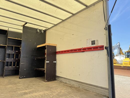 Iveco Daily 35S16 2.3 Automaat Bakwagen Laadklep Climate Control Meubelbak Koffer ActivLease financial lease