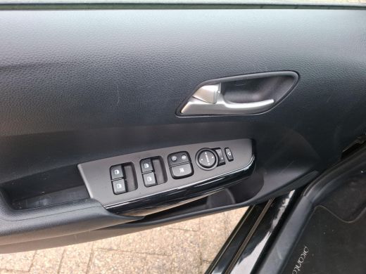 Kia Picanto 1.0 DPi DynamicPlusLine | Apple carplay | Climate control | Achteruitrijcamera | ActivLease financial lease